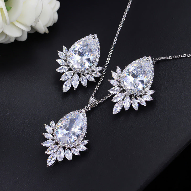 AAA Jewelry Chain Set for Bridal Banquet and Dinner Events